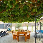 Hébergement de vacances Kuca Poli Stare Nuoni