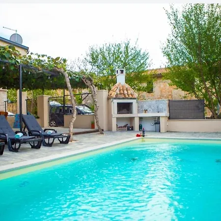 Дом отдыха Kuca Poli Stare Nuoni