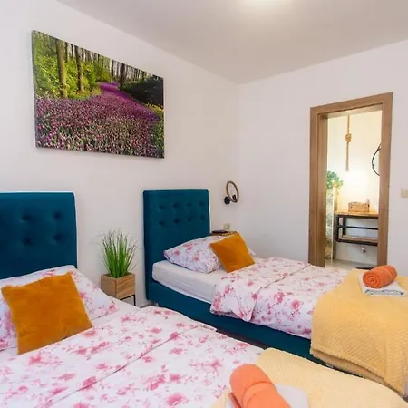 Kuca Poli Stare Nuoni Nyaraló Modrušani