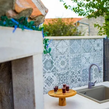 Nyaraló Kuca Poli Stare Nuoni Modrušani